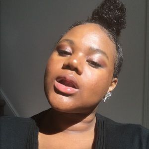 Meet your Posher, Mackenzie